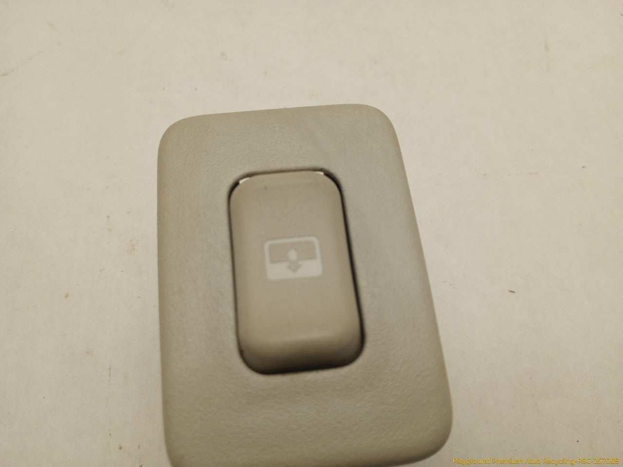 Hummer H3 Sunroof Control Switch