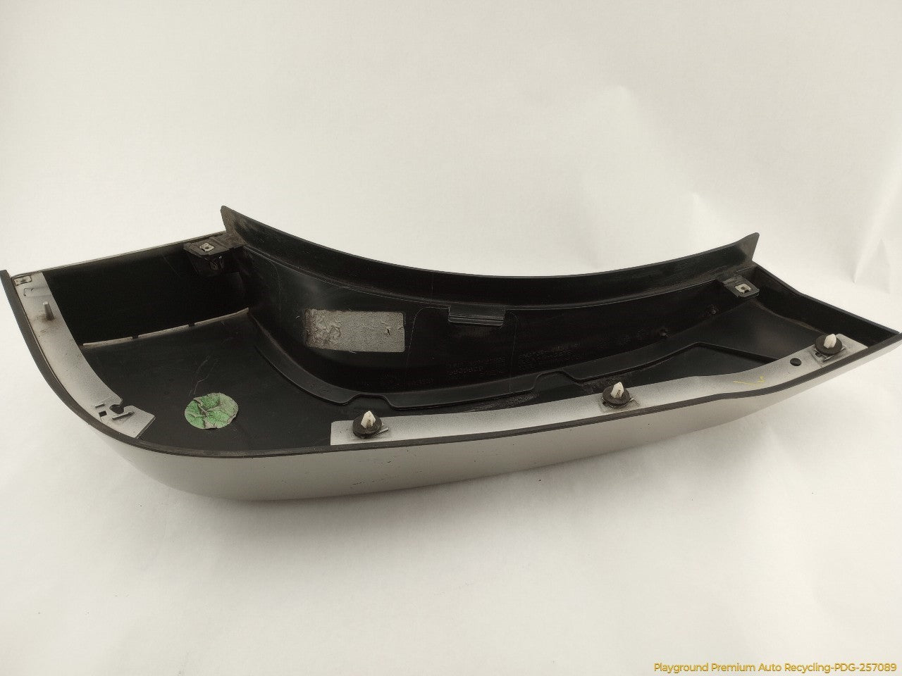 Hummer H3 Passenger Right Rear Door Fender Flare