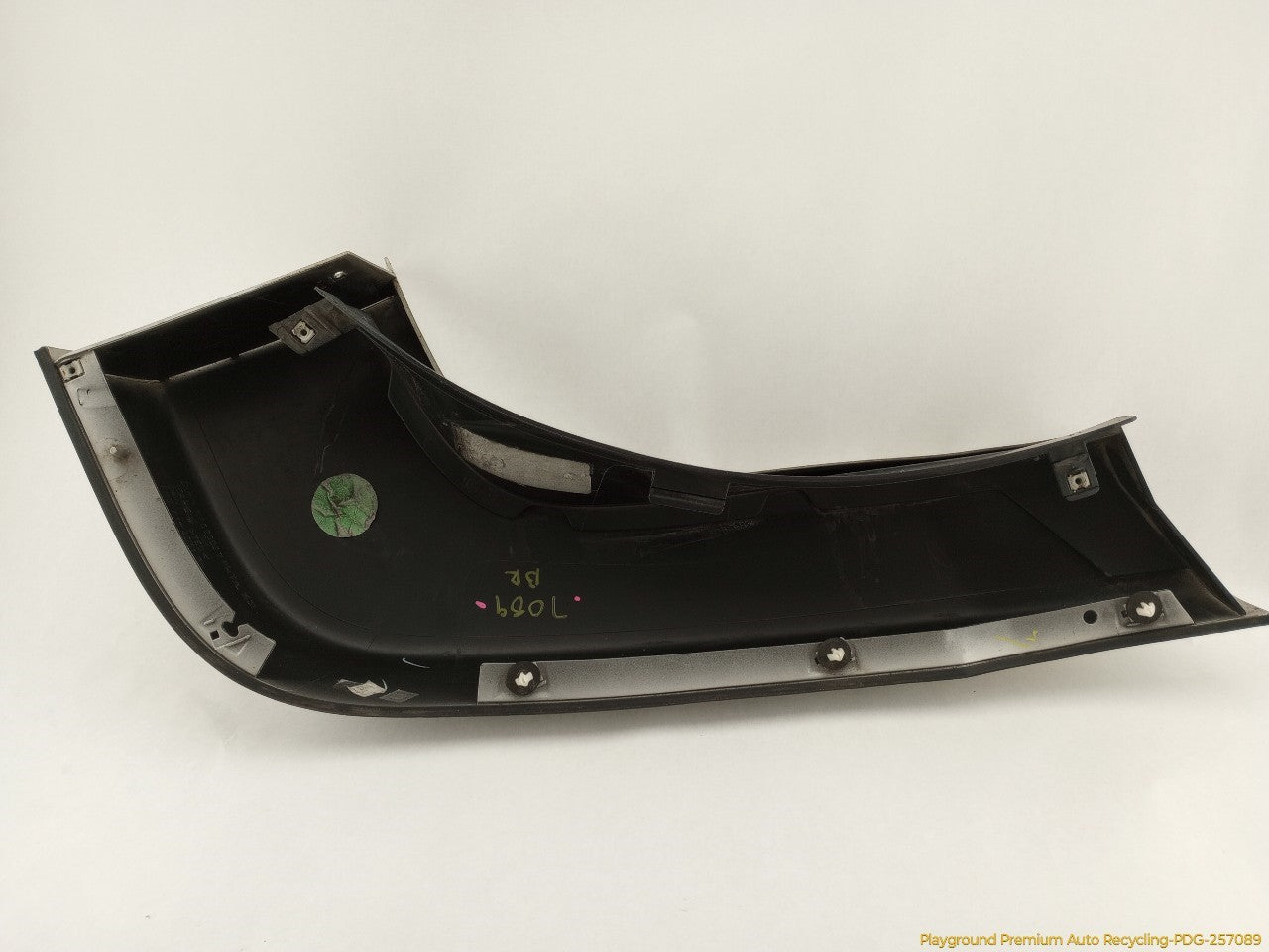Hummer H3 Passenger Right Rear Door Fender Flare