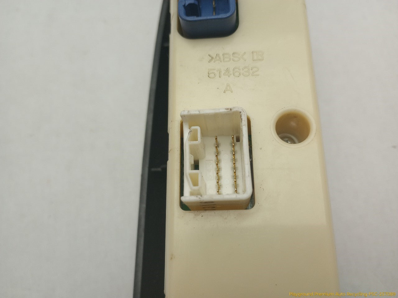 Hummer H3 Driver Left Front Door Master Switch