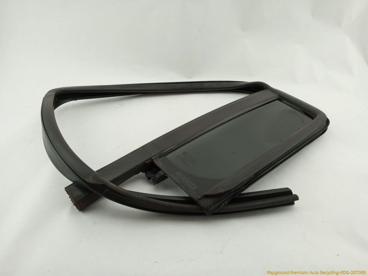 Hummer H3 Driver Left Rear Door Vent Window Glass