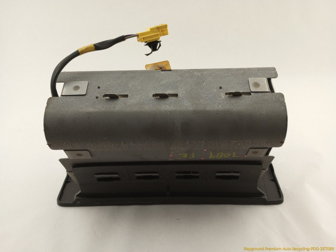Hummer H3 Passenger Right Dashboard Airbag