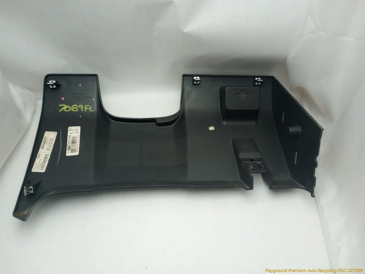 Hummer H3 Driver Left Lower Dash Trim - 0