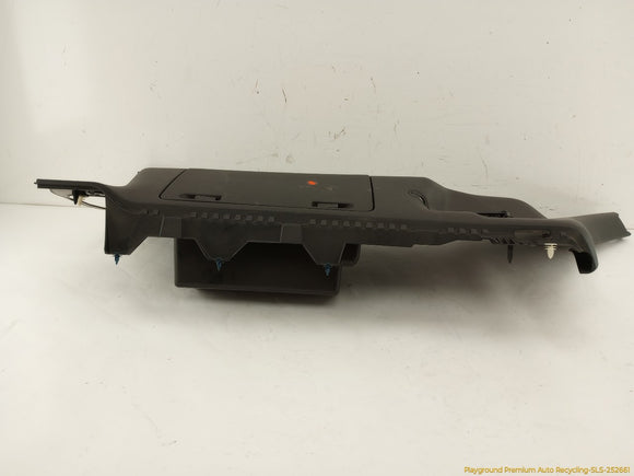 Hummer H3 Passenger Right Rear Quarter Trim