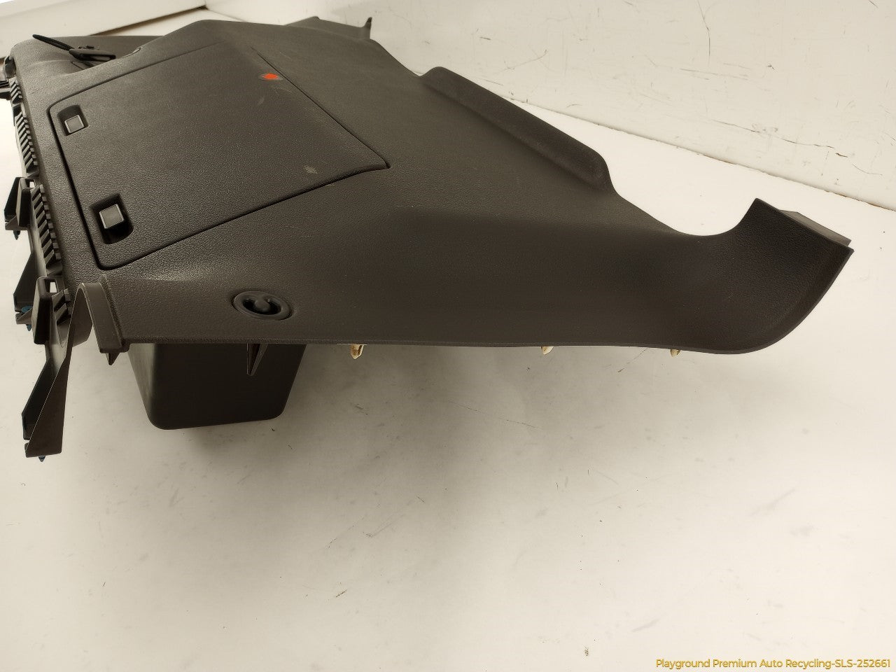 Hummer H3 Driver Left Rear Quarter Trim