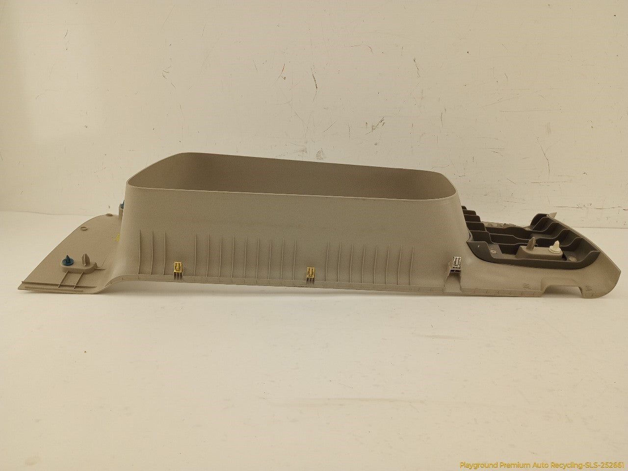 Hummer H3 Passenger Right Rear Quarter Window Trim