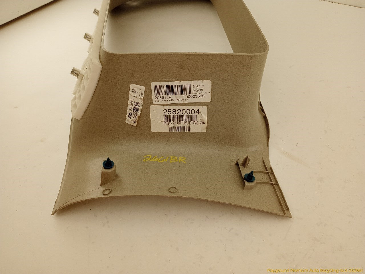 Hummer H3 Passenger Right Rear Quarter Window Trim