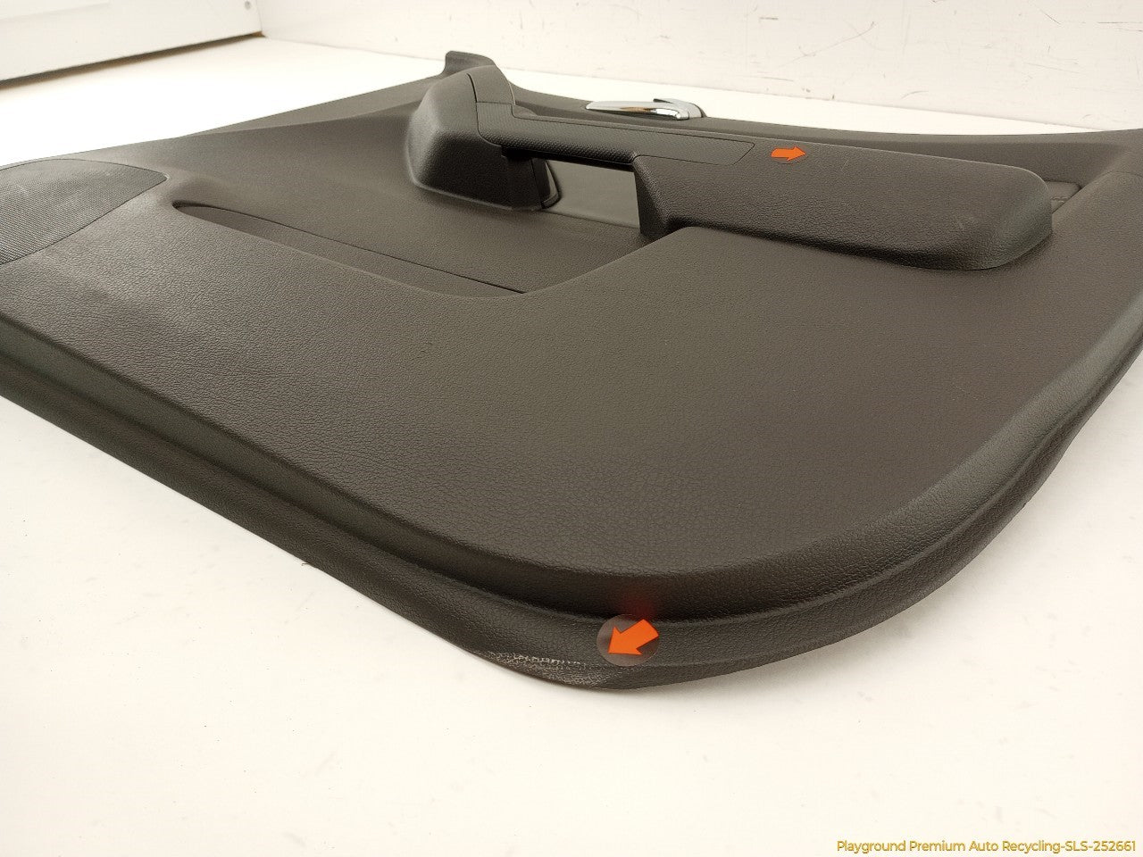 Hummer H3 Passenger Right Front Door Trim - 0