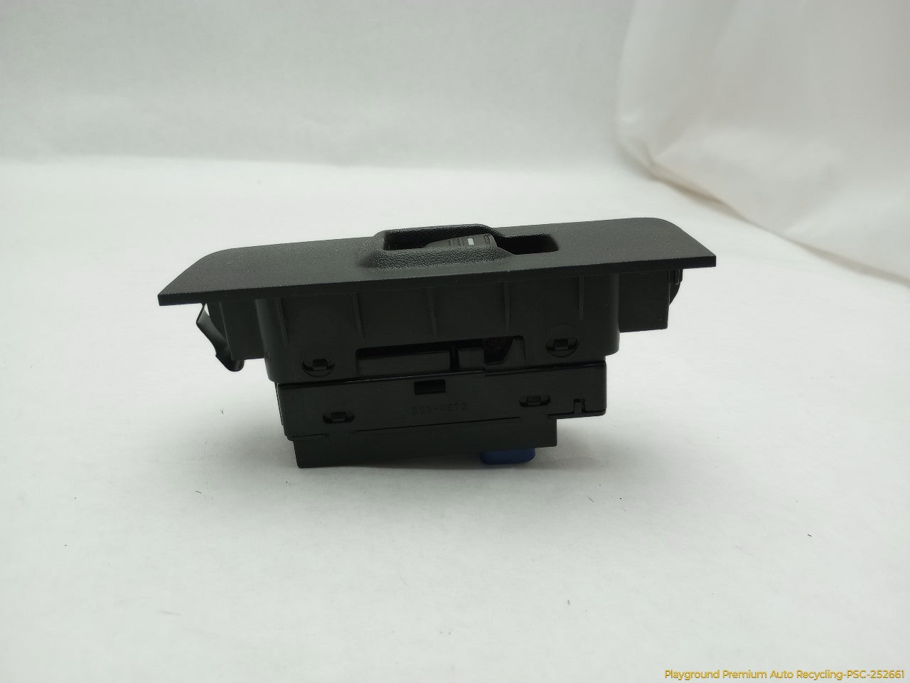 Hummer H3 Passenger Right Rear Window Control Switch