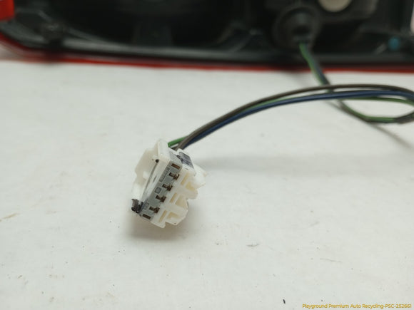 Hummer H3 Passenger Right Tail Lamp