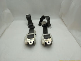 Hummer H3 Pair Of Rear Seat Belt Retractors - 0