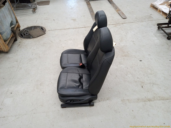 BMW 330XI Pair Of Front Power Seat Assembly