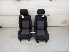 Hummer H3 Pair Of Front Seat Assembly