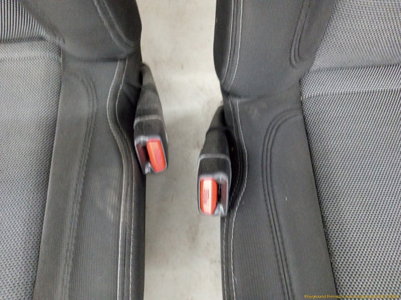 Hummer H3 Pair Of Front Seat Assembly