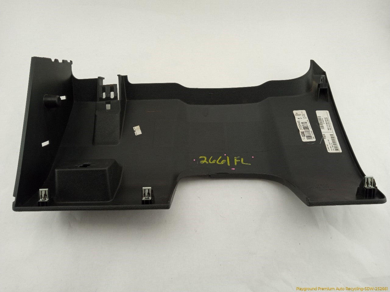 Hummer H3 Driver Left Front Lower Dash Knee Trim