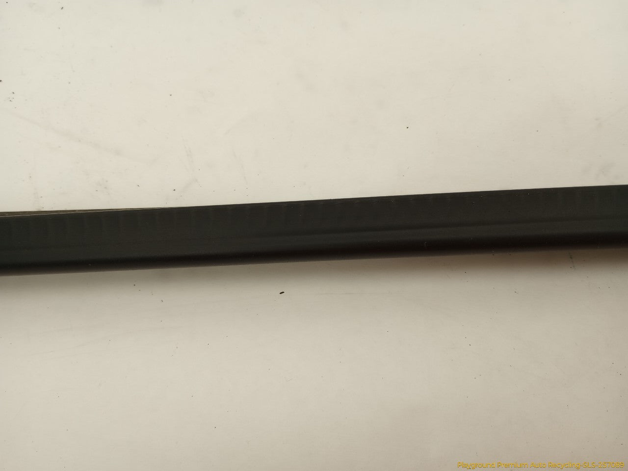 Hummer H3 Pair Of Upper Door Moldings