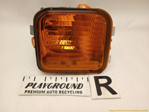 Hummer H3 Passenger Right Turn Signal Lamp