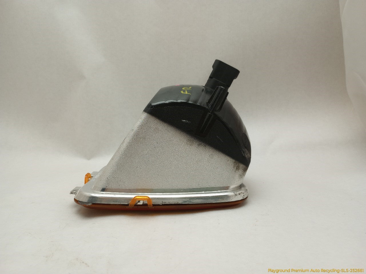 Hummer H3 Passenger Right Turn Signal Lamp
