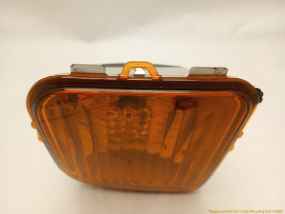 Hummer H3 Passenger Right Turn Signal Lamp