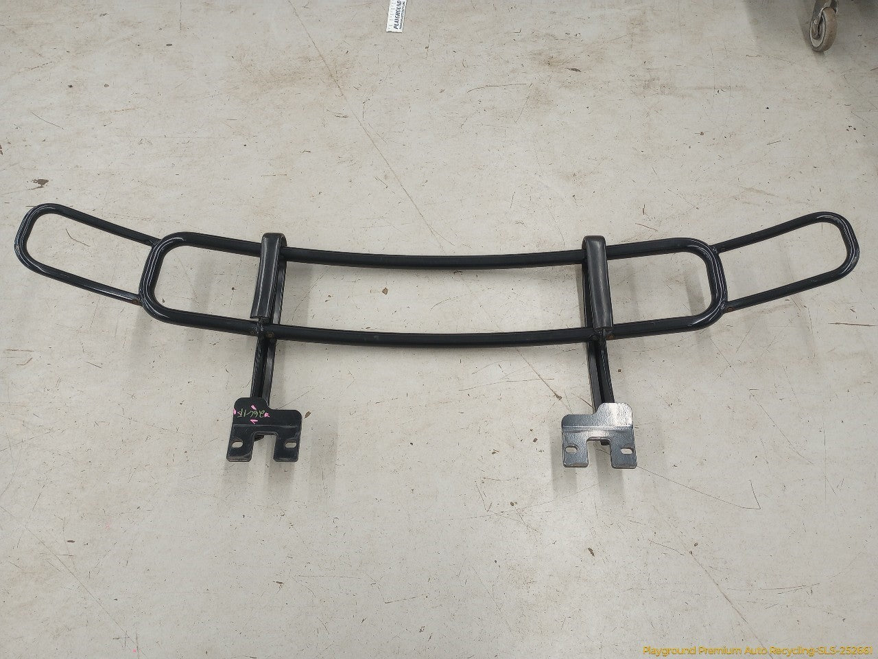 Hummer H3 Front Bumper Mounted Brush Guard