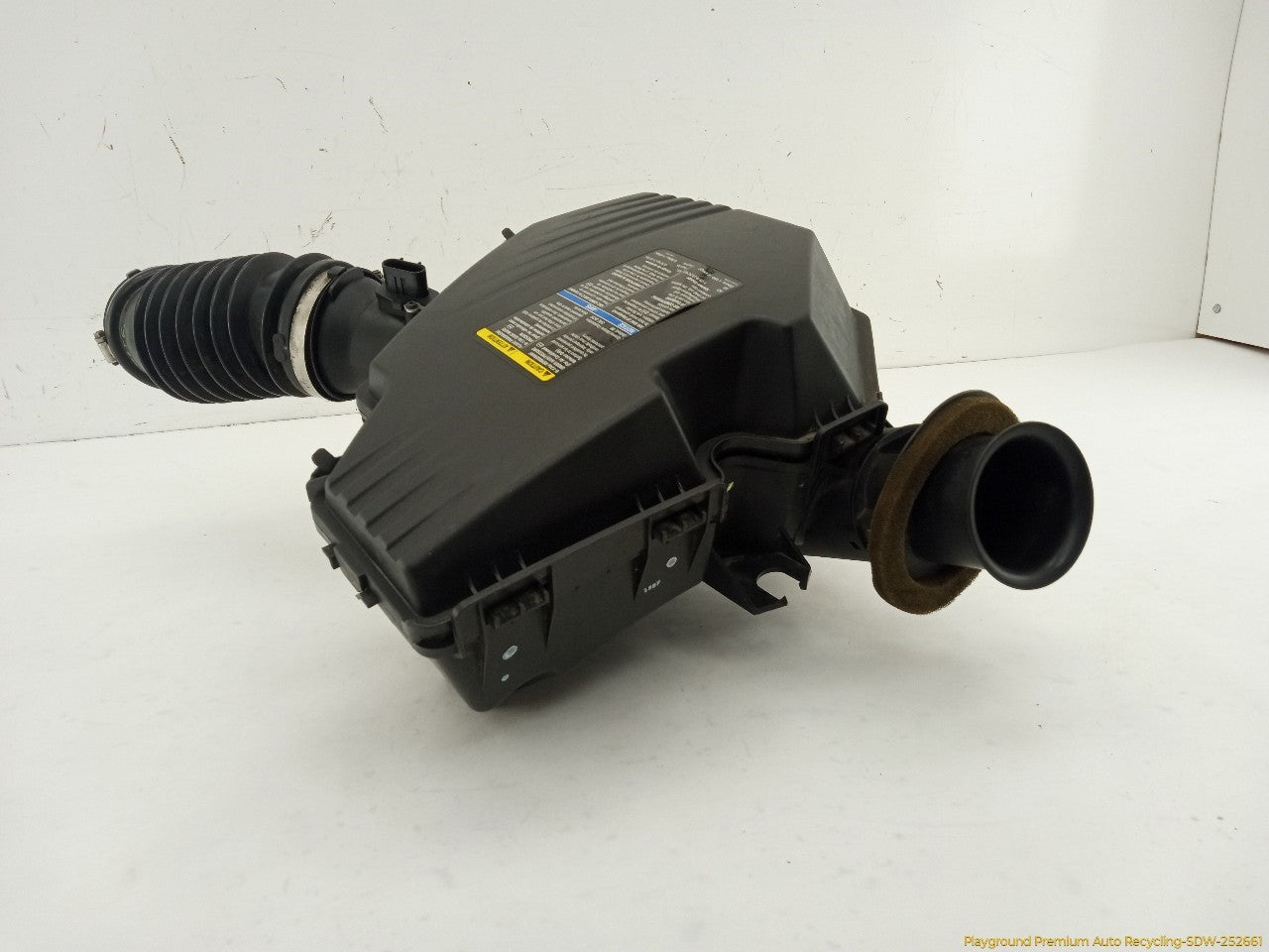 Hummer H3 Air Cleaner Box Housing