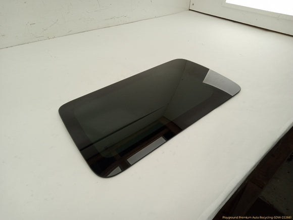 Hummer H3 Passenger Right Rear Quarter Window Glass