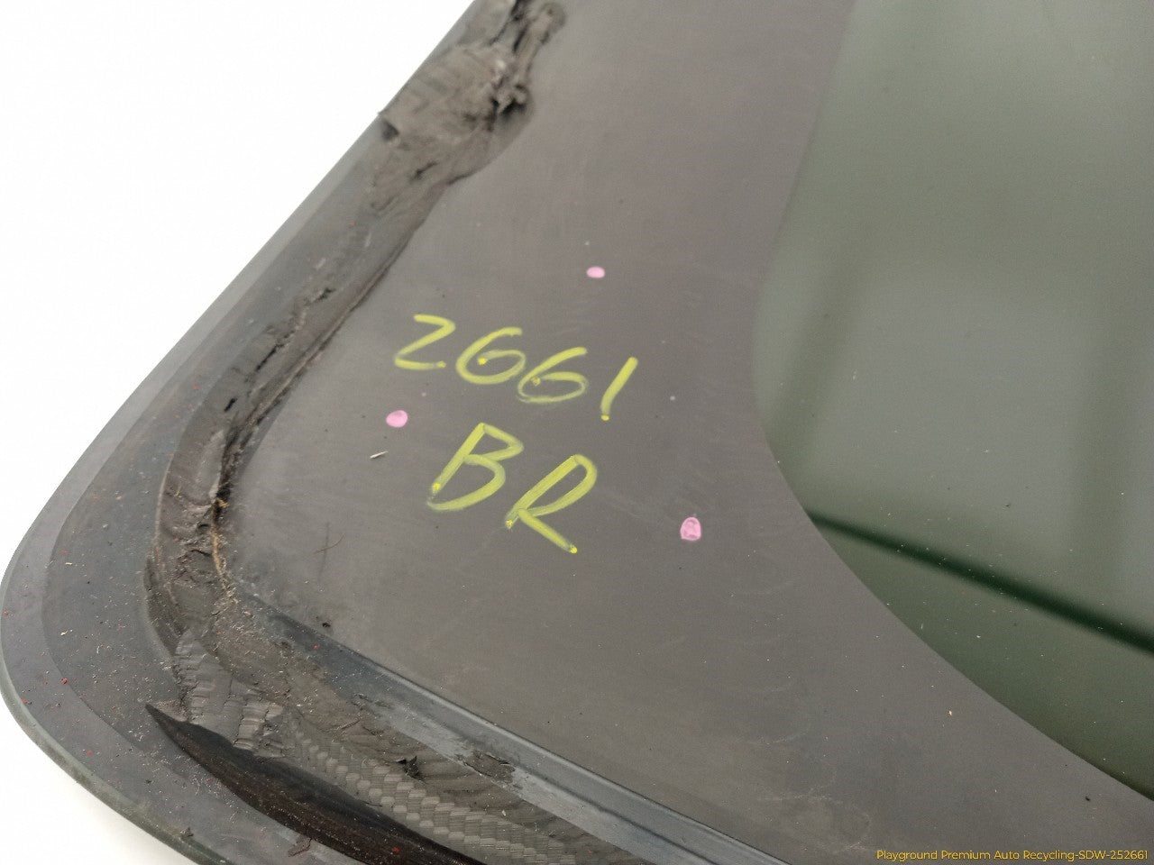 Hummer H3 Passenger Right Rear Quarter Window Glass