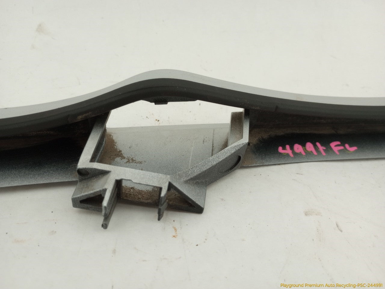 BMW 330XI Pair Of Facelift Headlight Filler Trim