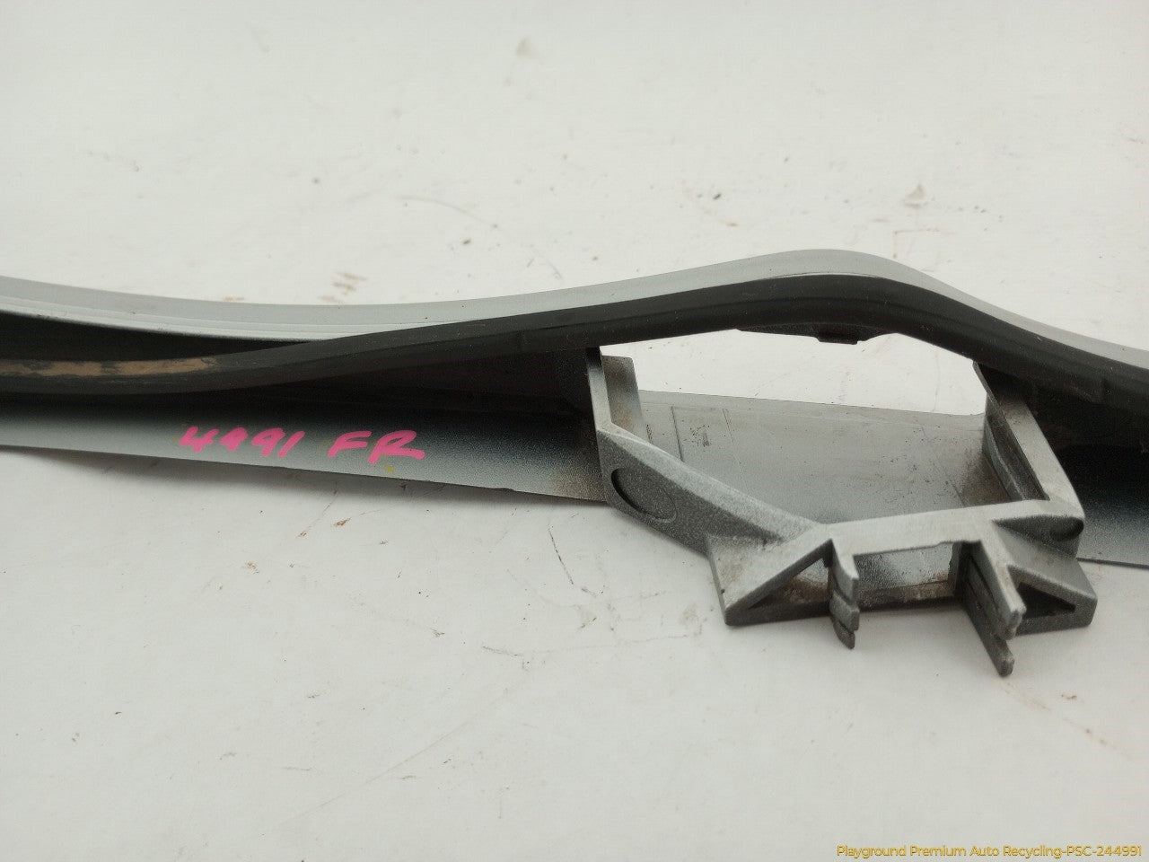 BMW 330XI Pair Of Facelift Headlight Filler Trim