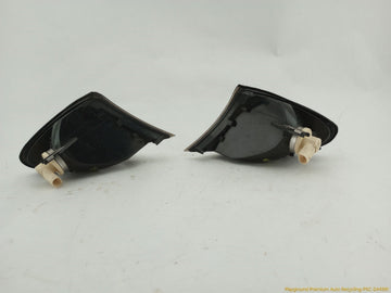 BMW 330XI Pair Of Front Turn Signal Lamps - 0