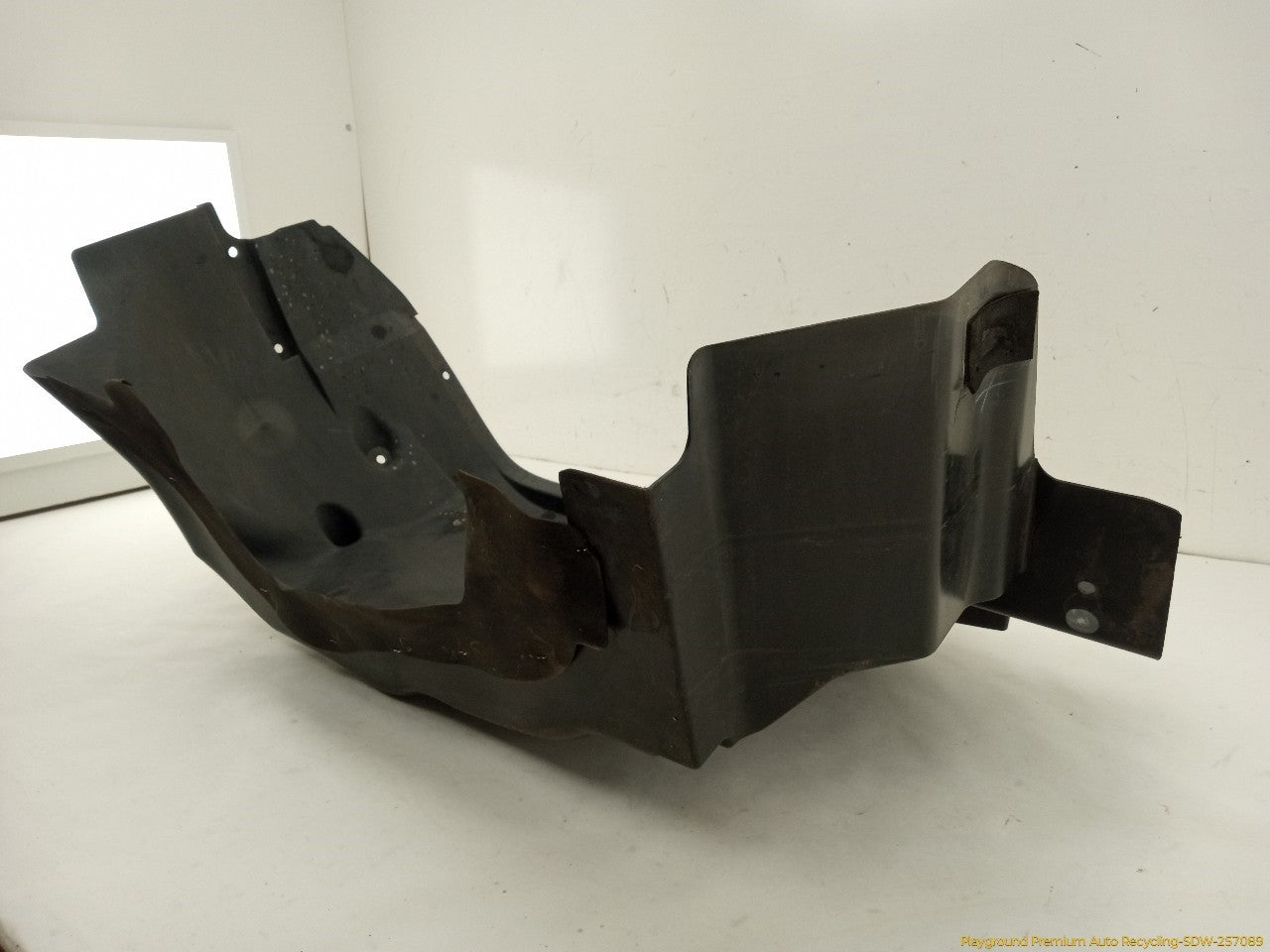 Hummer H3 Passenger Right Front Inner Fender Liner