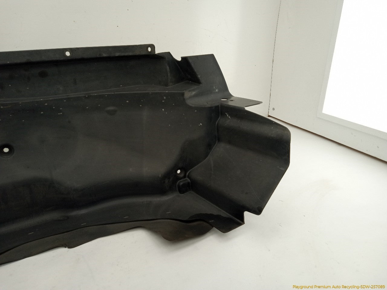 Hummer H3 Passenger Right Front Inner Fender Liner