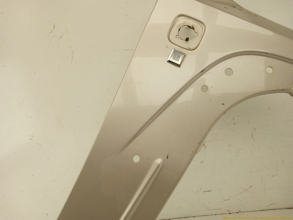Hummer H3 Passenger Right Front Fender