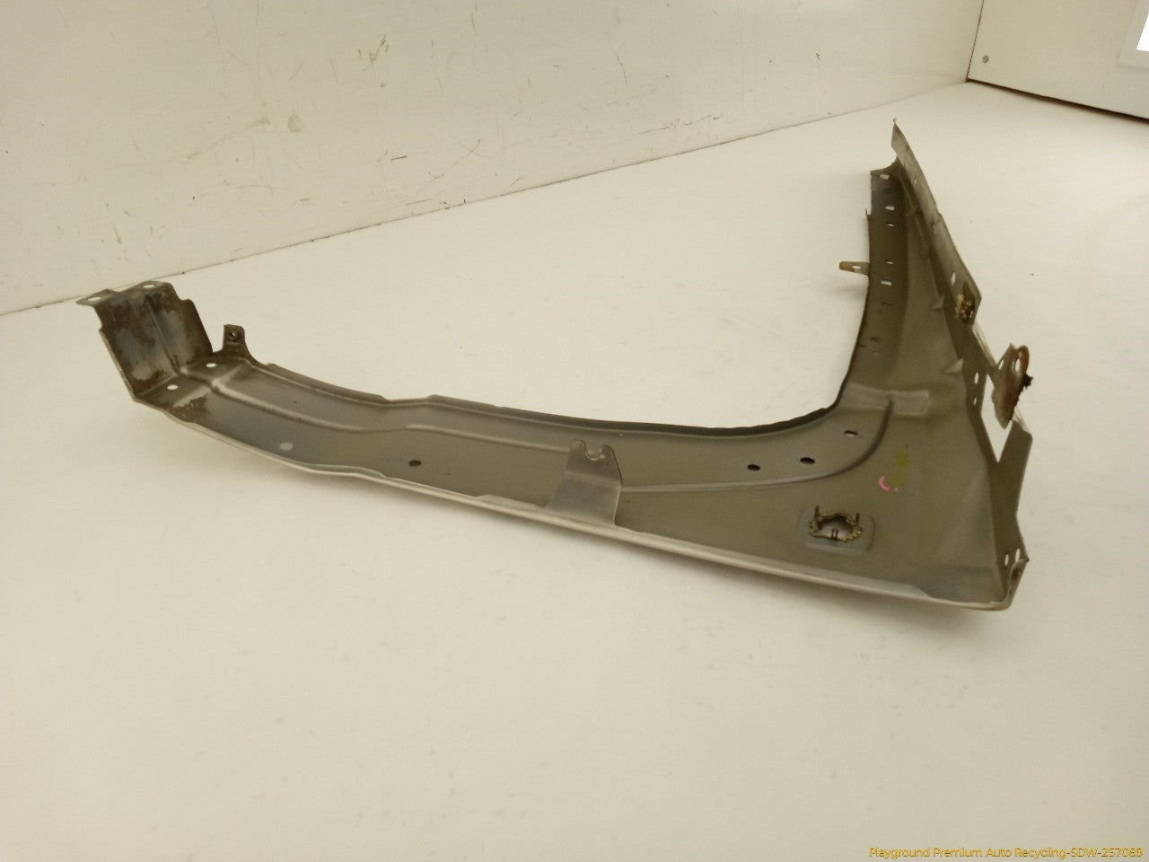 Hummer H3 Passenger Right Front Fender