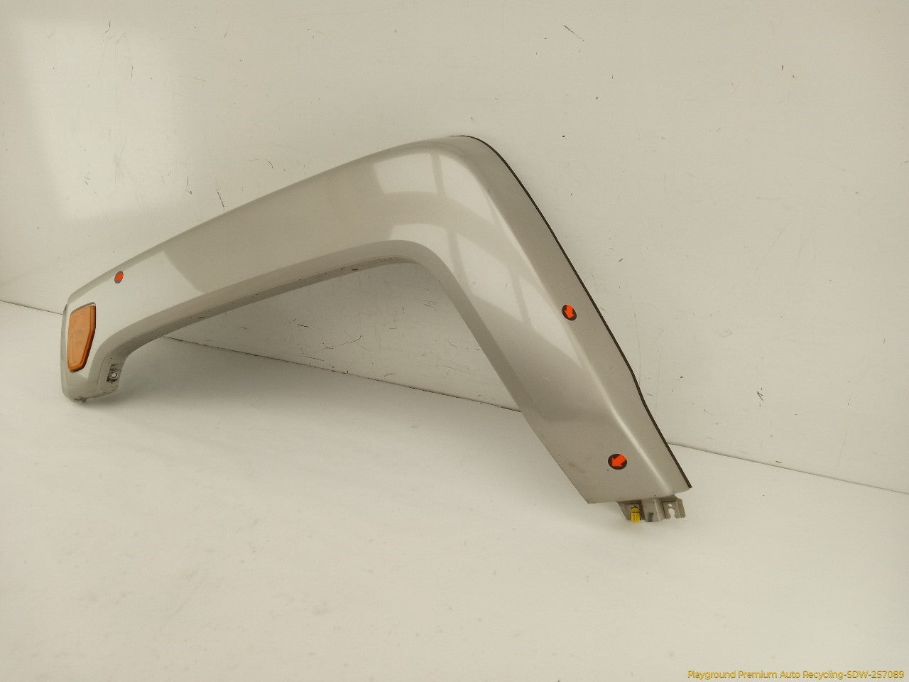 Hummer H3 Driver Left Front Fender Flare - 0
