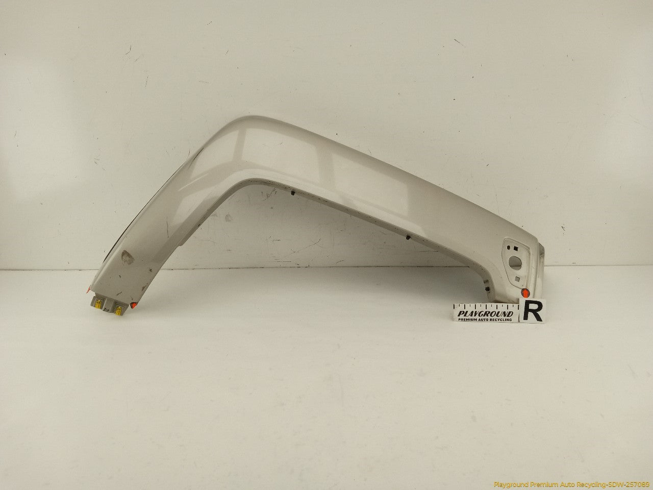 Hummer H3 Passenger Right Front Fender Flare