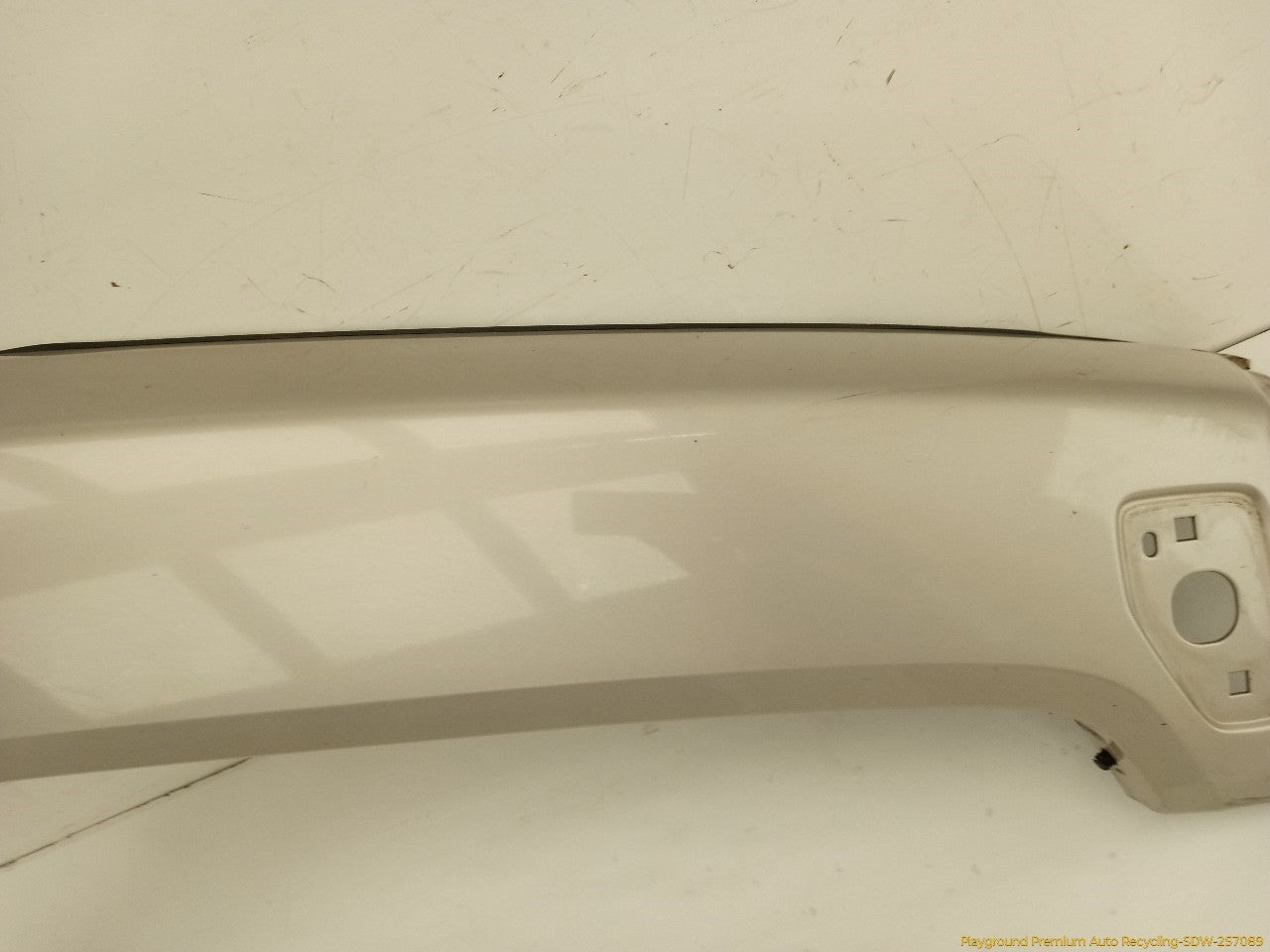 Hummer H3 Passenger Right Front Fender Flare