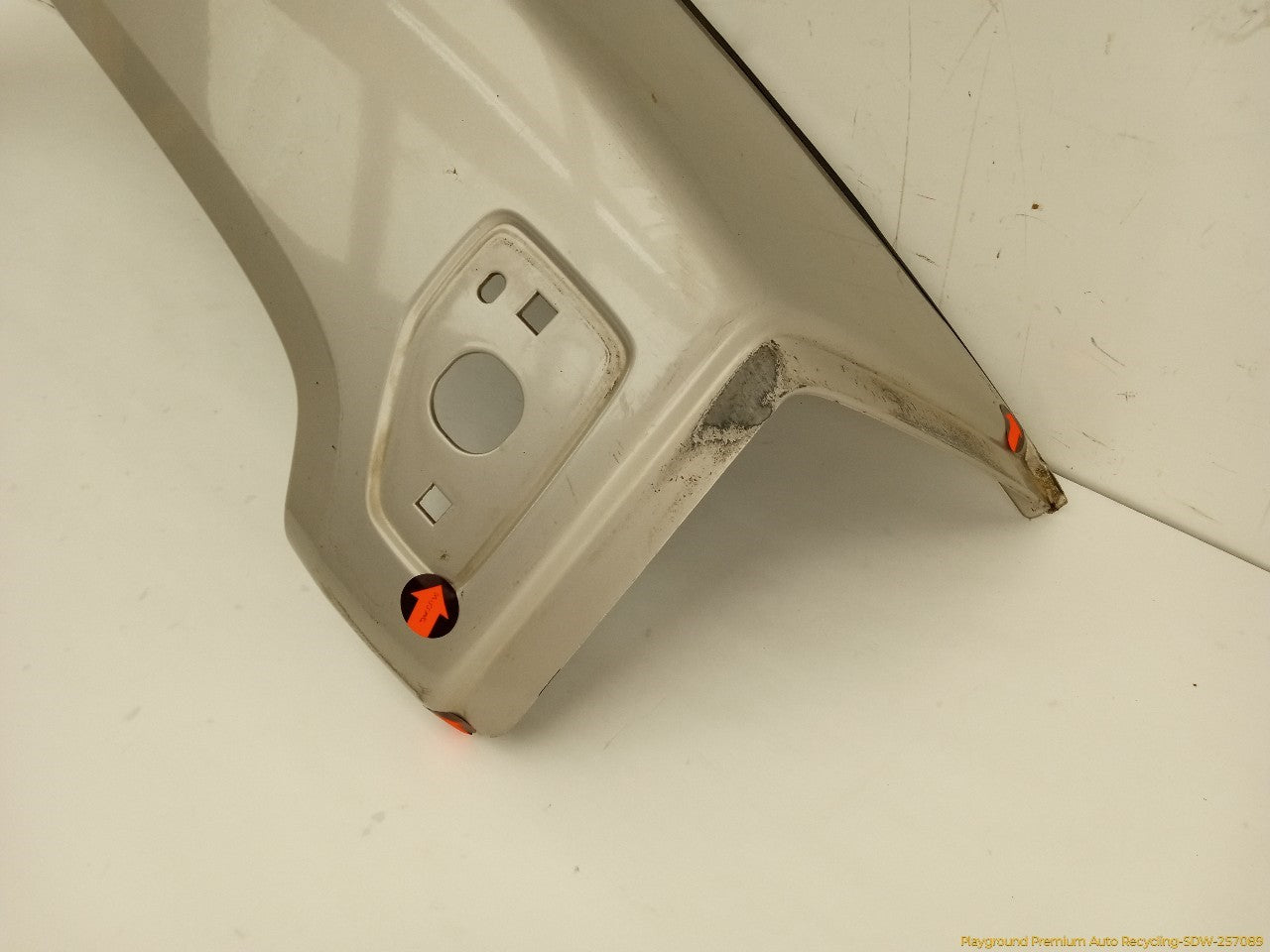 Hummer H3 Passenger Right Front Fender Flare