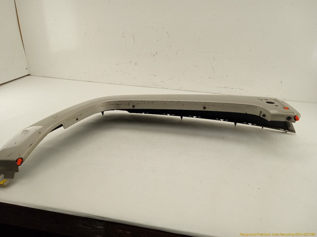 Hummer H3 Passenger Right Front Fender Flare