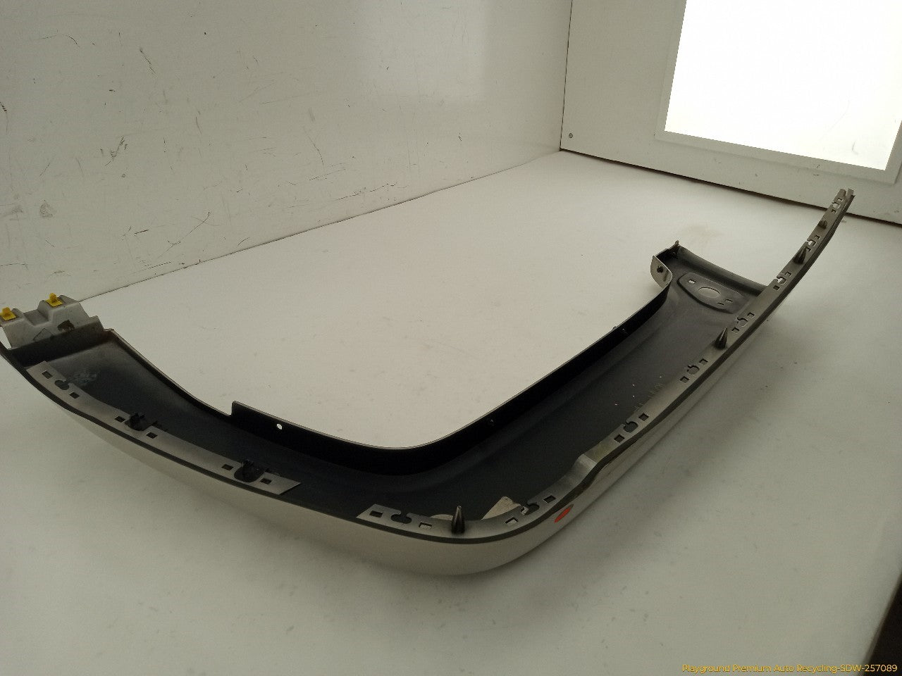 Hummer H3 Passenger Right Front Fender Flare