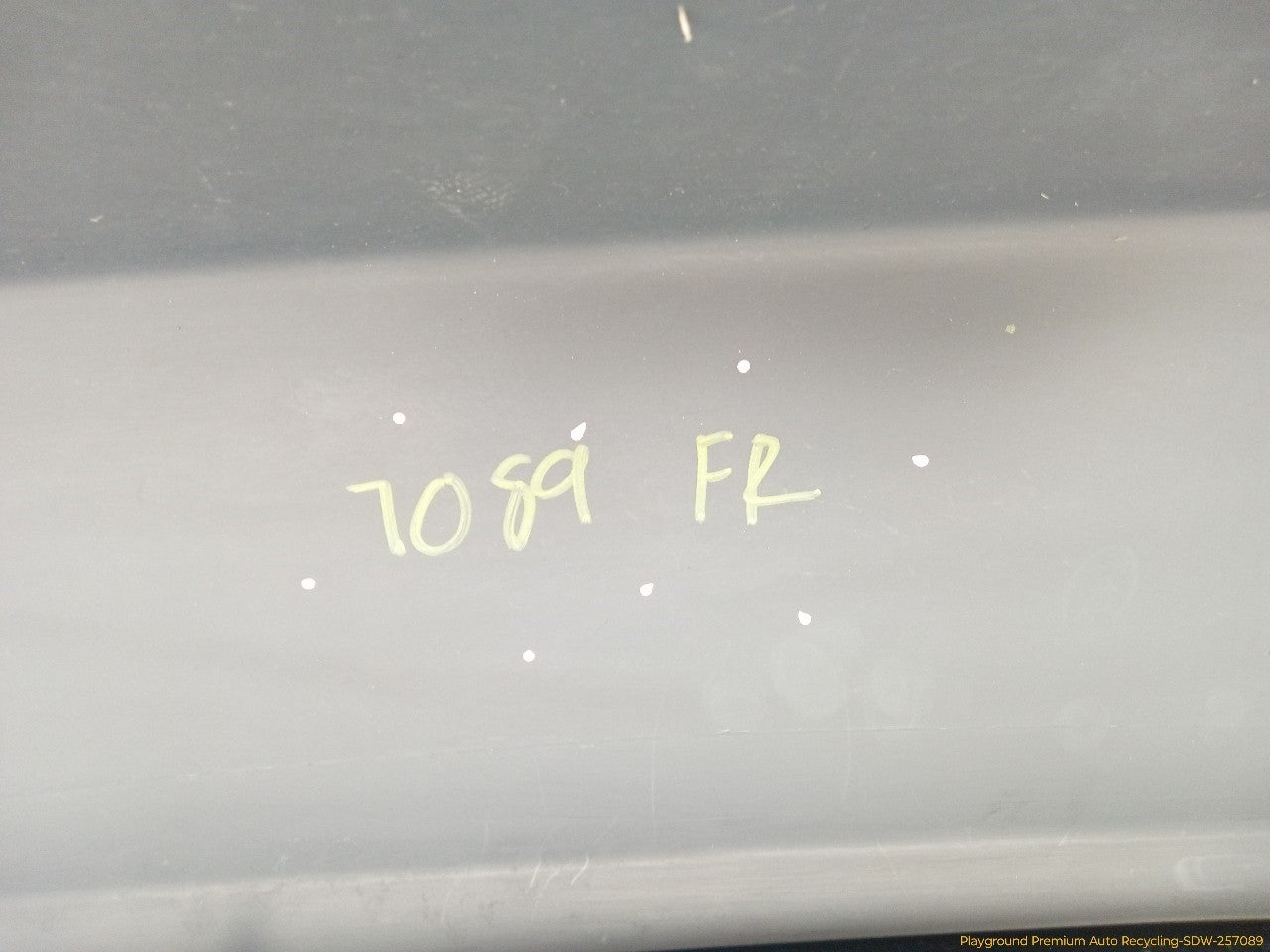 Hummer H3 Passenger Right Front Fender Flare