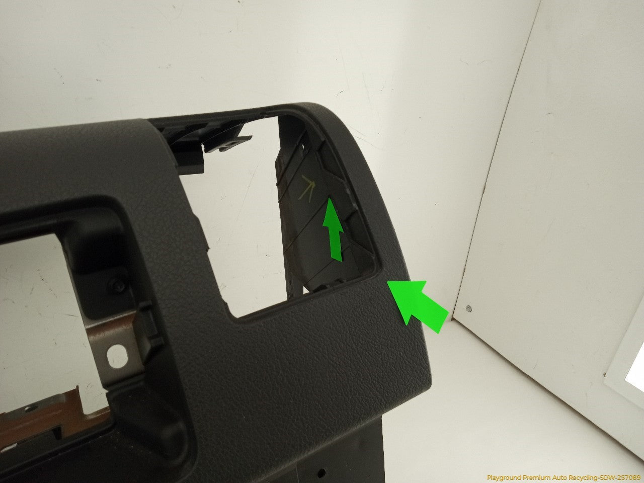 Hummer H3 Dashboard Panel