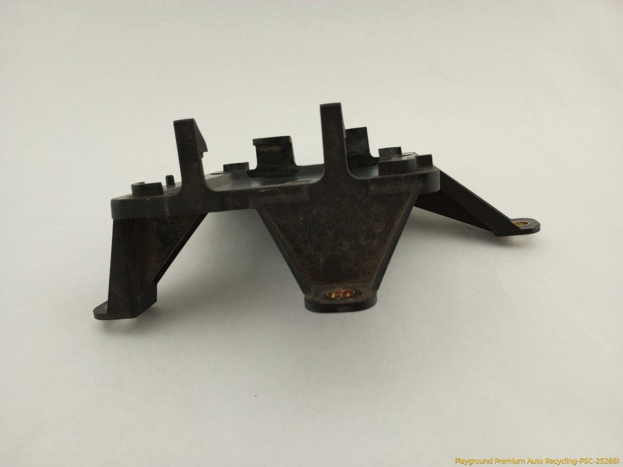 Hummer H3 Engine Control Module Bracket