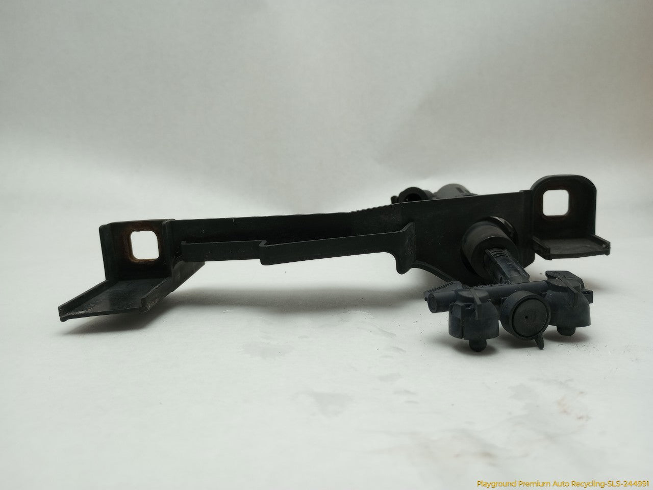 BMW 330XI Pair Of Headlamp Washer Nozzles