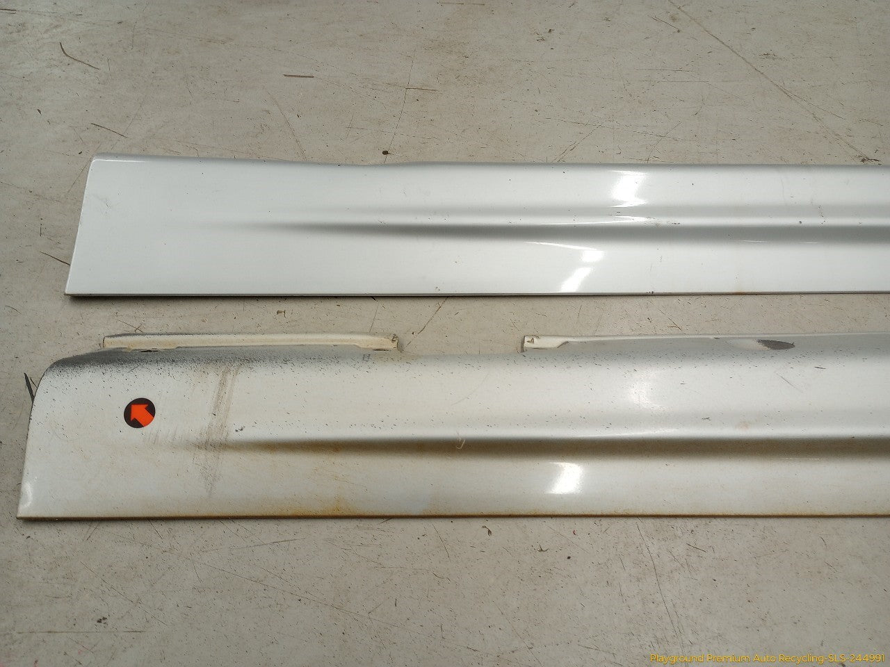 BMW 330XI Pair Of Rocker Panel Side Skirts - 0