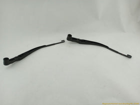 Hummer H3 Pair Of Windshield Wiper Arms - 0