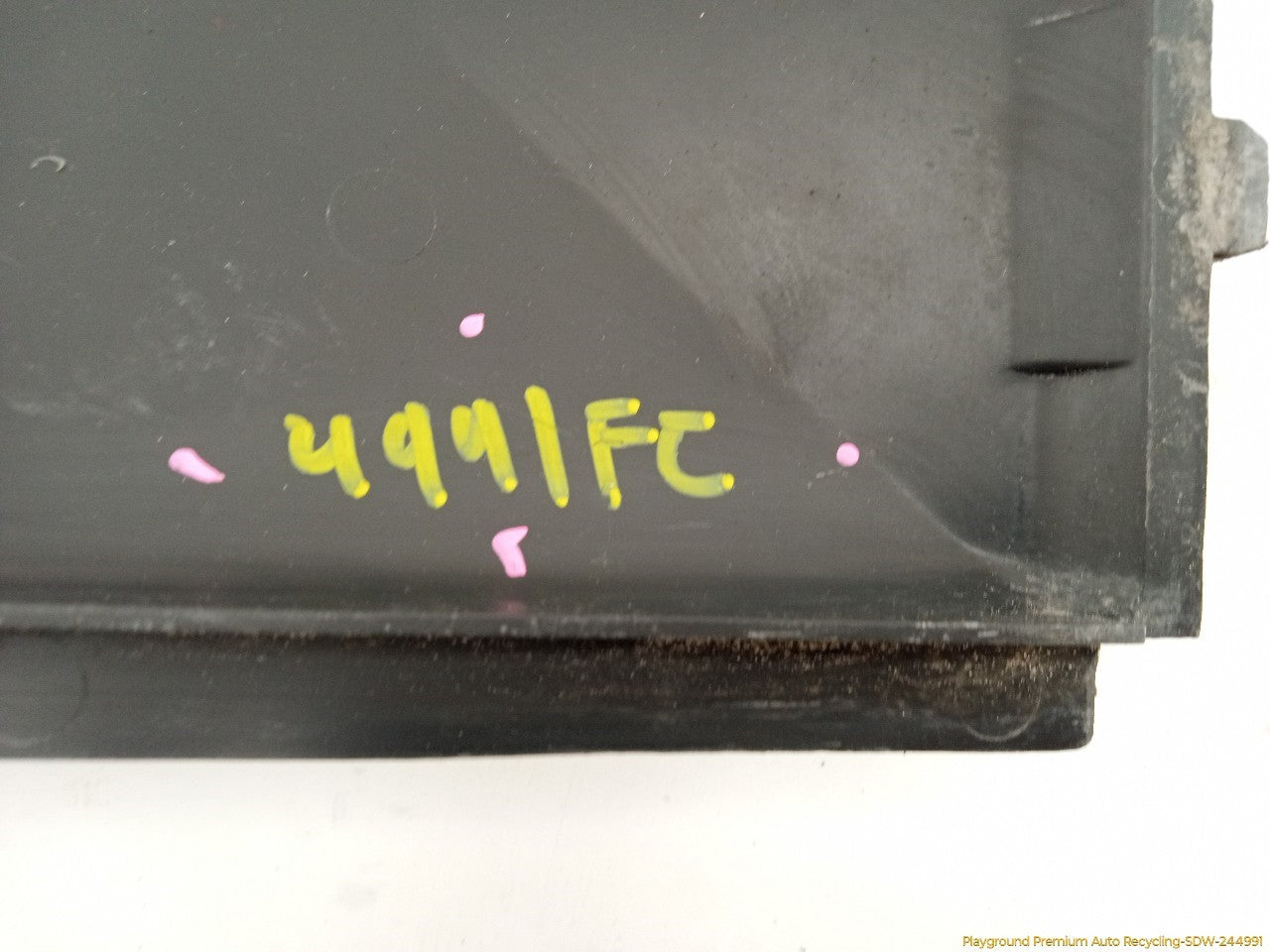 BMW 330XI Radiator Shroud
