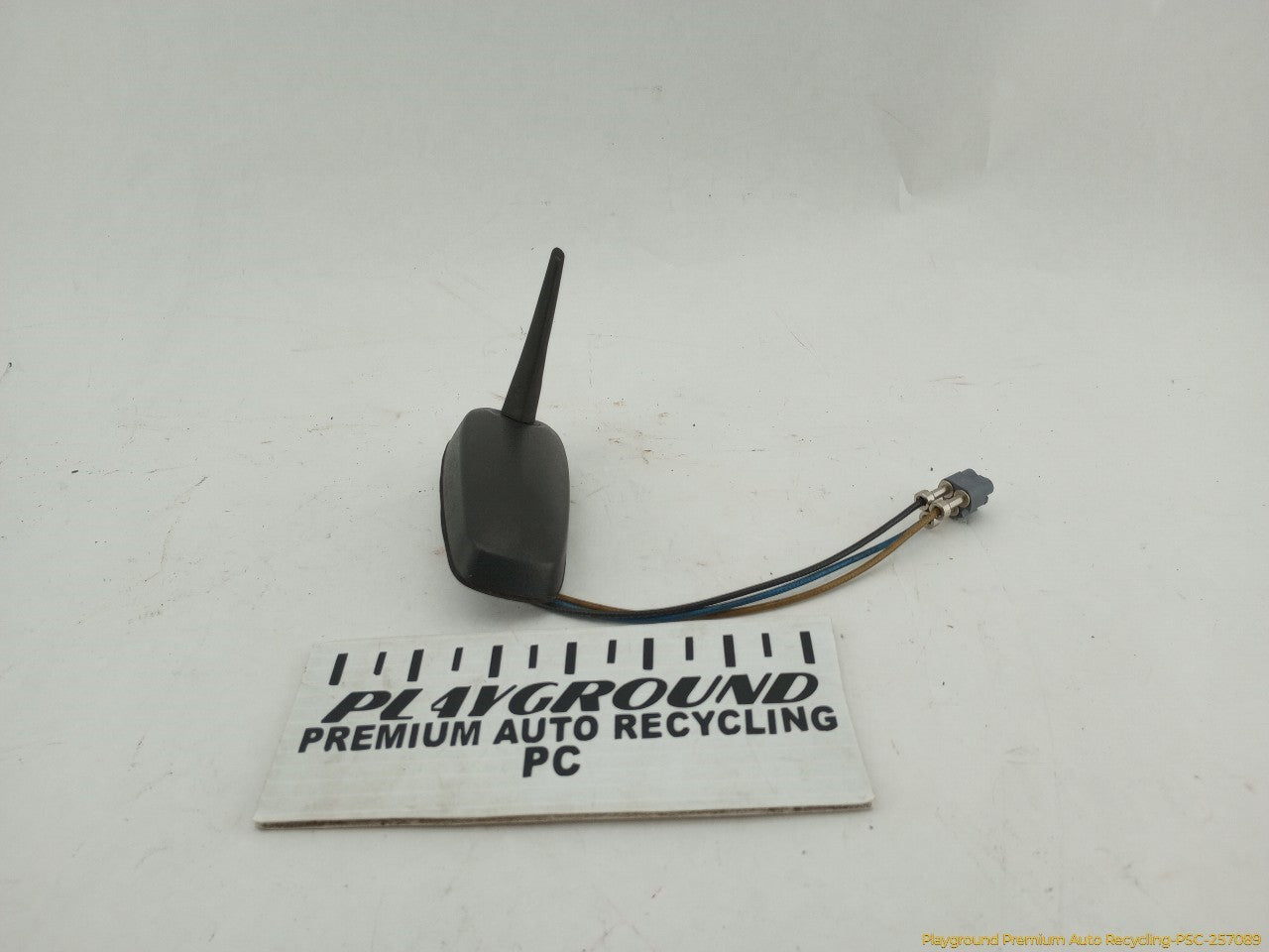 Hummer H3 Shark Fin Antenna