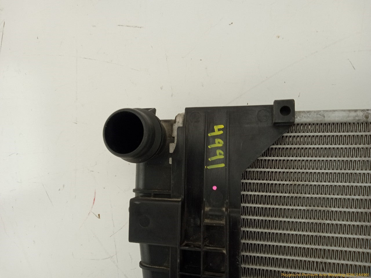 BMW 330XI Radiator - 0