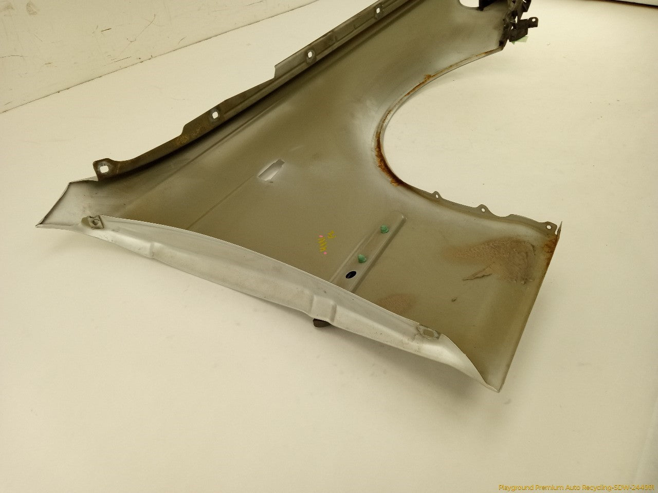 BMW 330XI Driver Left Front Fender